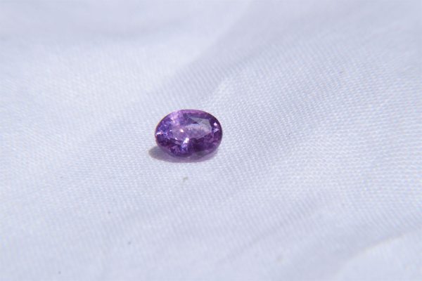 Vivid Violet Sapphire - Oval - 1.03 ct - COR authenticated