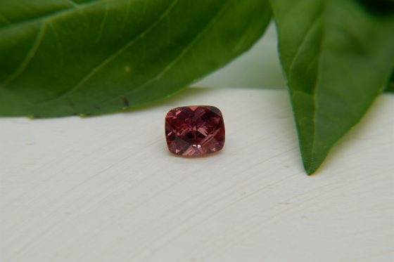 Pinkish-Orange Sapphire - Rectangular - 1.15 ct