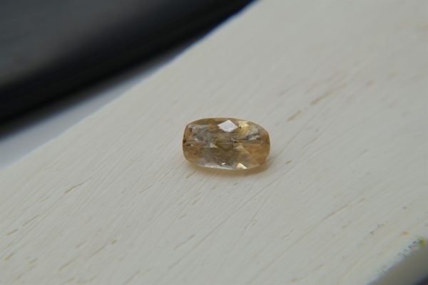 Pastel Yellowish-White Sapphire - Rectangular - 1.60 ct