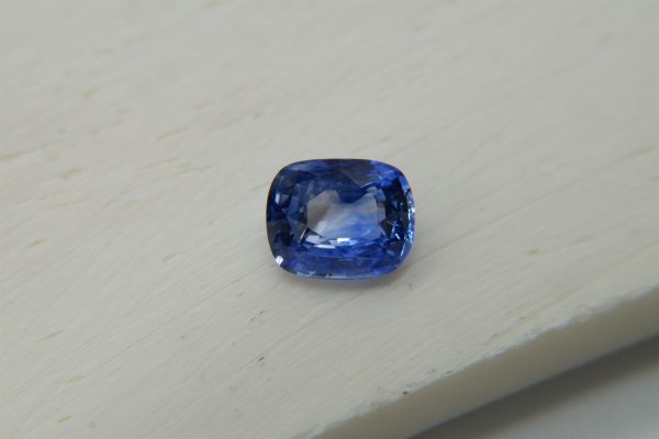Velvet Blue Sapphire - Rectangular - 2.07 ct - IGL certified