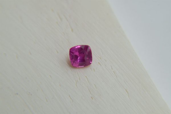 Premium: Vivid Hot Pink Sapphire - Cushion - 0.70 ct