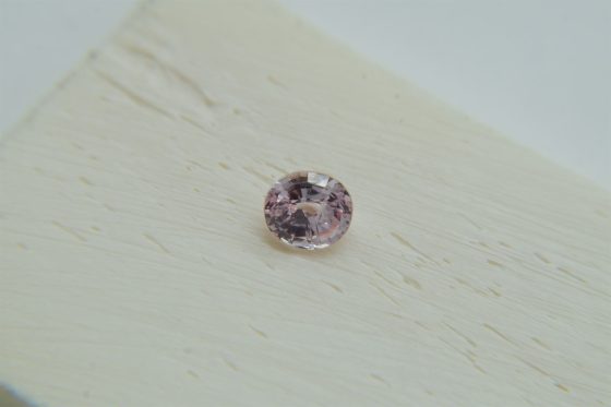 Vivid Pastel Pinkish-Orange Sapphire - Oval - 0.80 ct