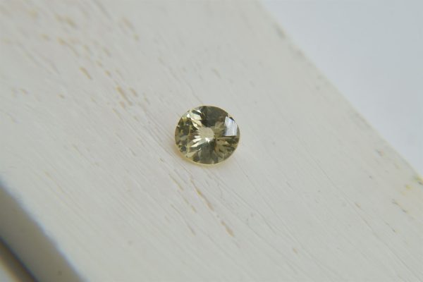 Premium: Vivid Pastel Yellow Sapphire - Oval - 0.80 ct